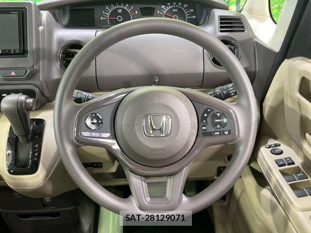 Honda N BOX 2019-09 7358965-11