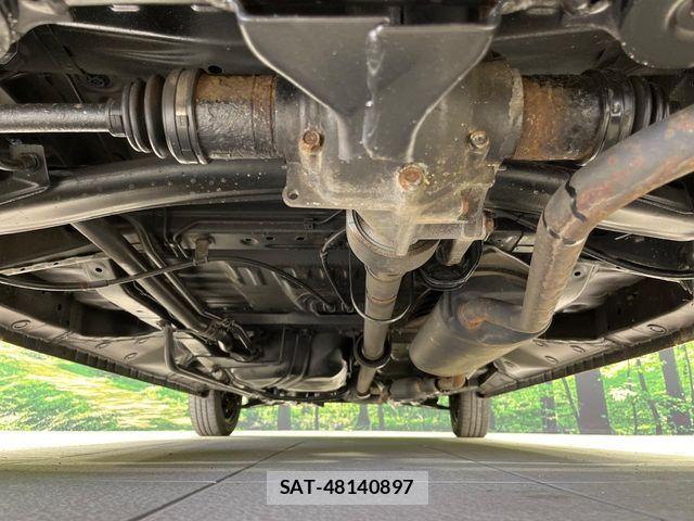 Honda N BOX 2017-04 7393142-18