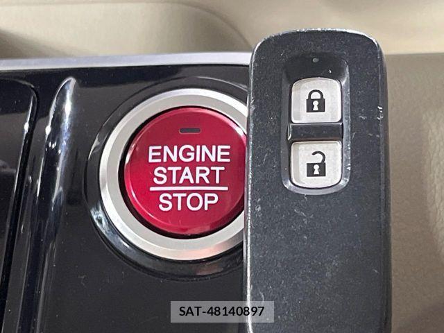 Honda N BOX 2017-04 7393142-4
