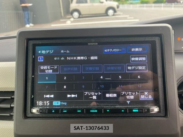 Honda N BOX 2018-01 7456188-10