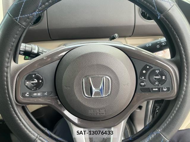 Honda N BOX 2018-01 7456188-15