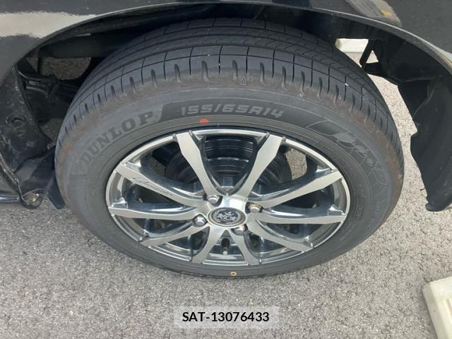 Honda N BOX 2018-01 7456188-5