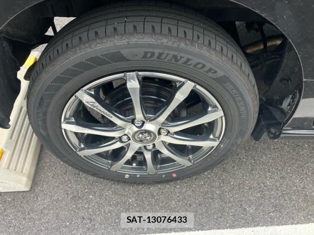 Honda N BOX 2018-01 7456188-6