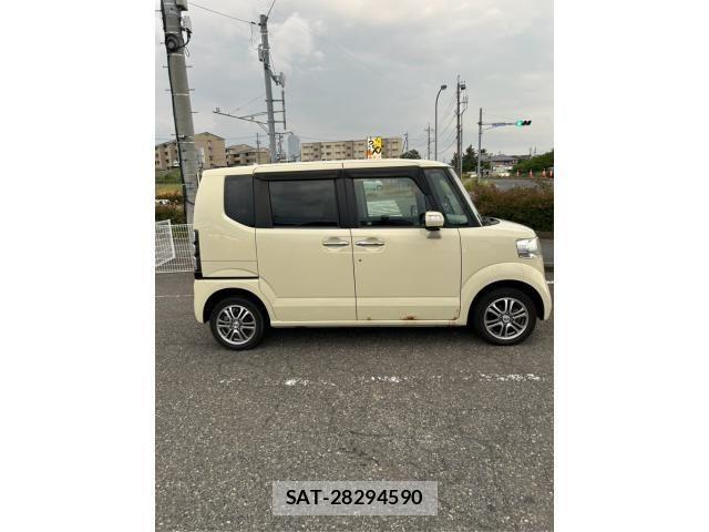Honda N BOX 2013-11 7456189-2