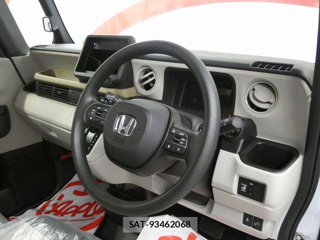 Honda N BOX 2025-11 7456178-14