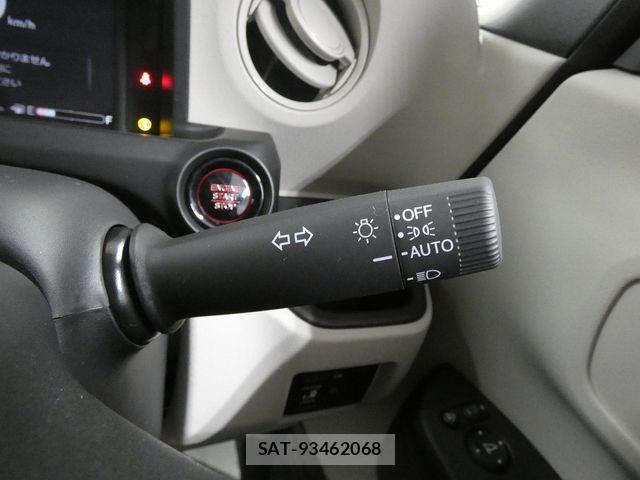 Honda N BOX 2025-11 7456178-22