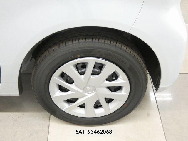 Honda N BOX 2025-11 7456178-3