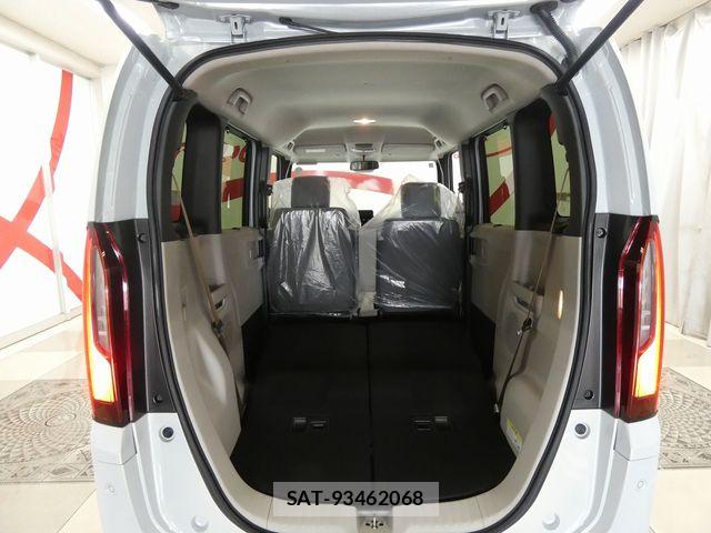 Honda N BOX 2025-11 7456178-7