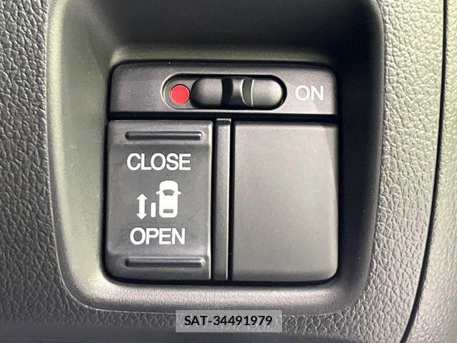 Honda N BOX 2016-01 7456182-2