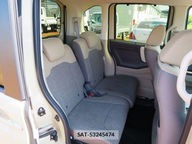 Honda N BOX 2017-10 7456184-9