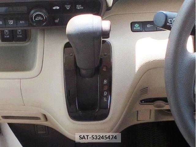 Honda N BOX 2017-10 7456184-17