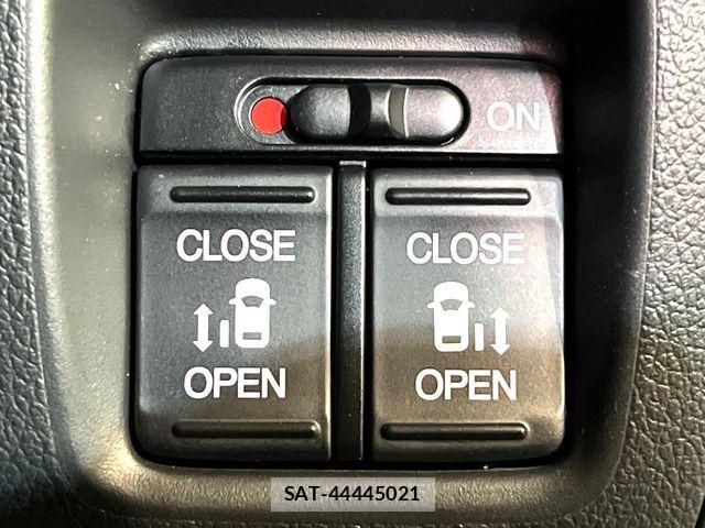 Honda N BOX 2015-07 7456180-2