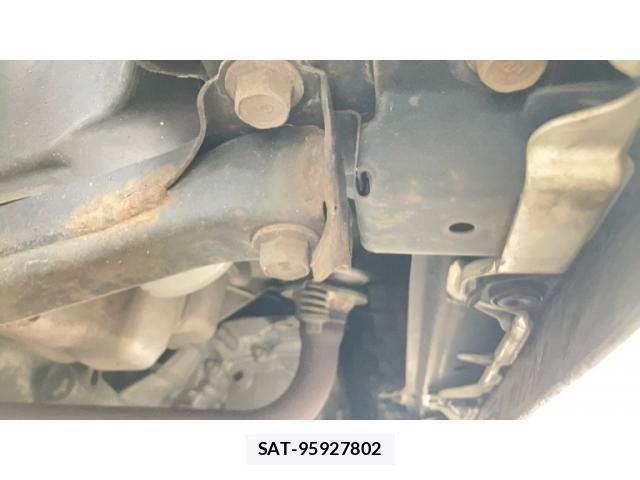 Honda N BOX 2019-07 7501797-14