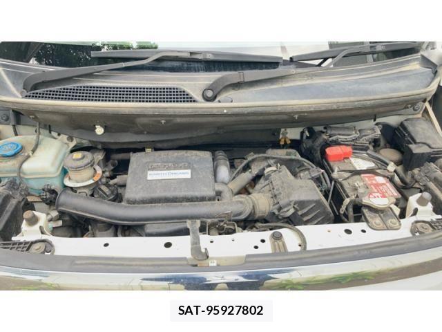 Honda N BOX 2019-07 7501797-15