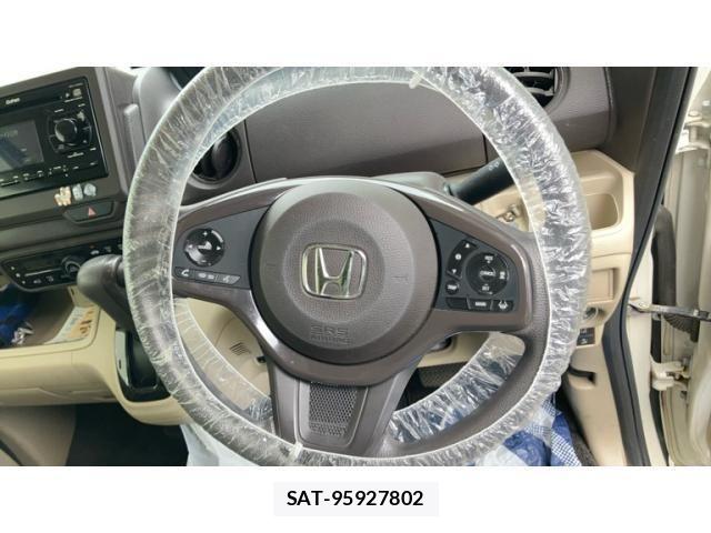 Honda N BOX 2019-07 7501797-18