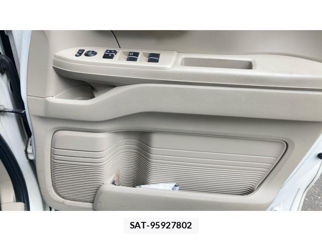 Honda N BOX 2019-07 7501797-19
