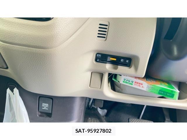 Honda N BOX 2019-07 7501797-25