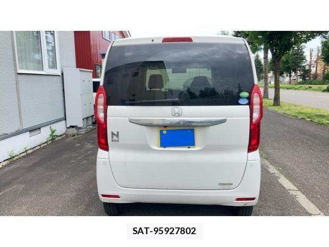 Honda N BOX 2019-07 7501797-4