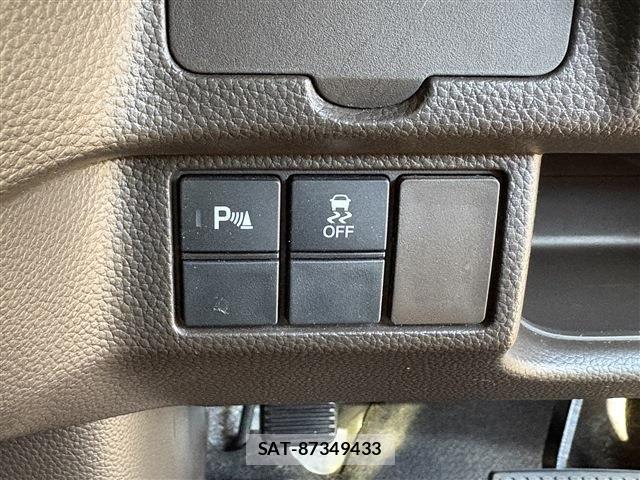 Honda N BOX 2021-06 7562526-26