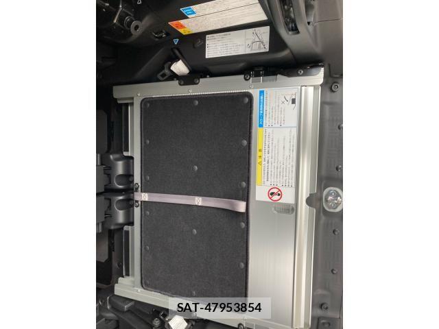 Honda N BOX 2020-01 7618561-12