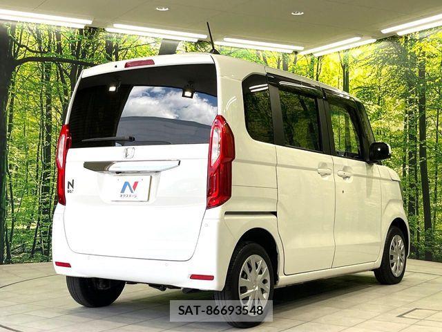 Honda N BOX 2022-03 7618550-17