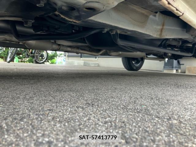 Honda N BOX 2012-10 7618563-5