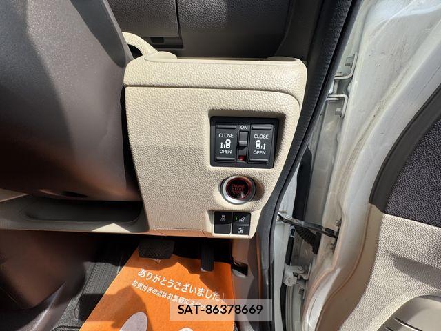 Honda N BOX 2019-02 7726344-20