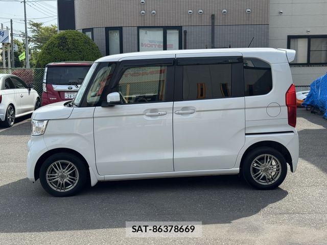 Honda N BOX 2019-02 7726344-5