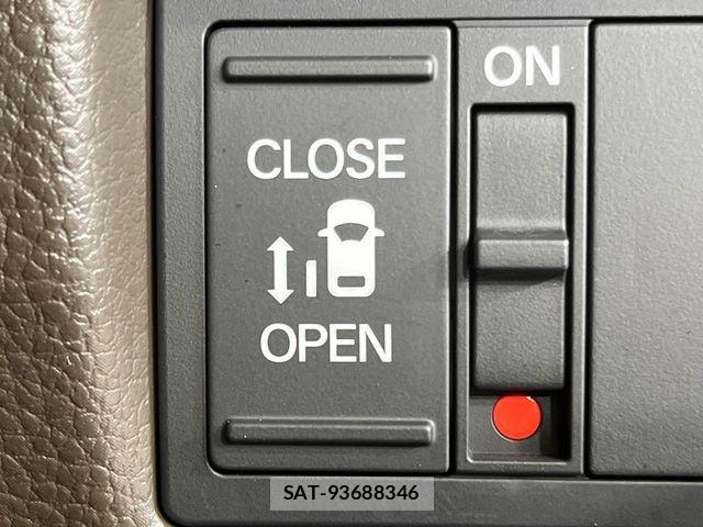 Honda N BOX 2023-05 7787500-3