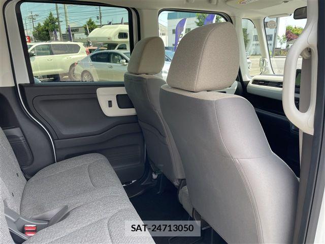 Honda N BOX 2023-05 7787498-12