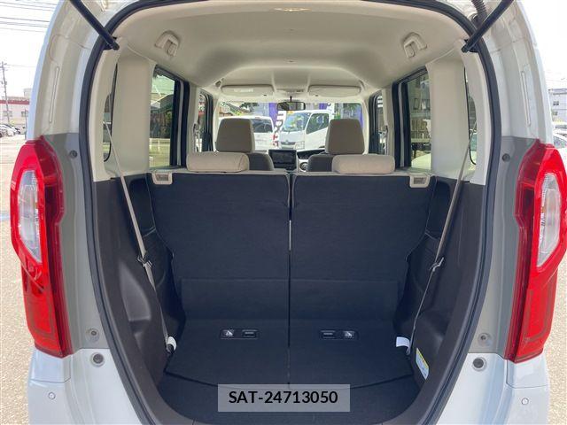 Honda N BOX 2023-05 7787498-14