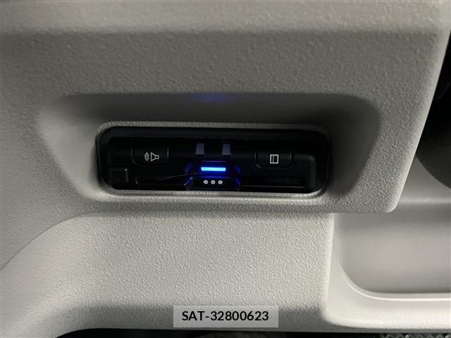 Honda N BOX 2024-06 7878205-23
