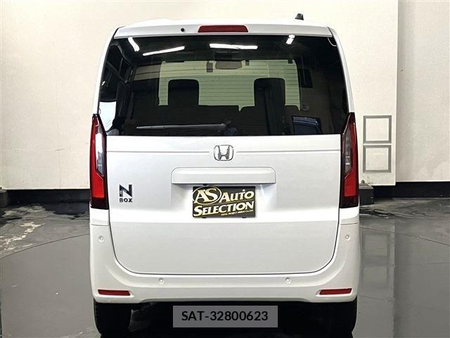 Honda N BOX 2024-06 7878205-5