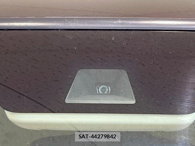 Honda N BOX 2018-07 7878209-2