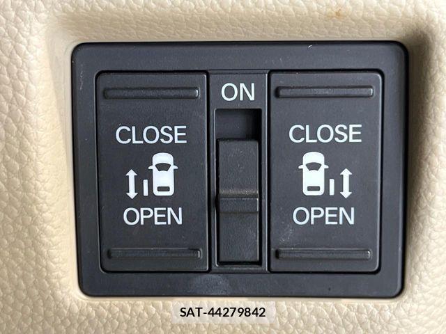 Honda N BOX 2018-07 7878209-6