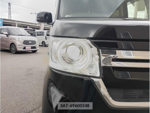 Honda N BOX 2021-04 7962853-21
