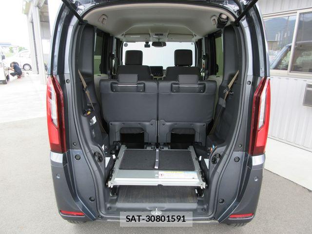 Honda N BOX 2025-01 7962841-16