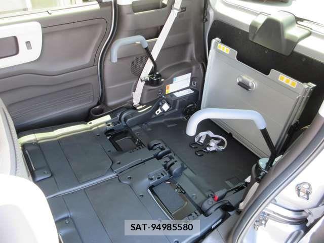 Honda N BOX 2022-01 7962846-11