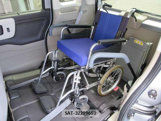 Honda N BOX 2020-04 7962850-11
