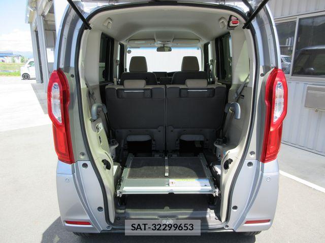 Honda N BOX 2020-04 7962850-19