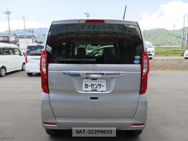 Honda N BOX 2020-04 7962850-5