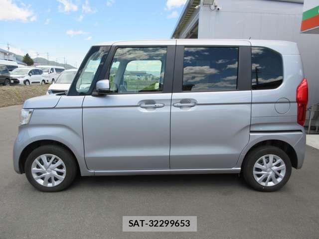 Honda N BOX 2020-04 7962850-7