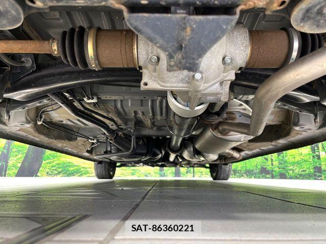 Honda N BOX 2023-07 7962851-18