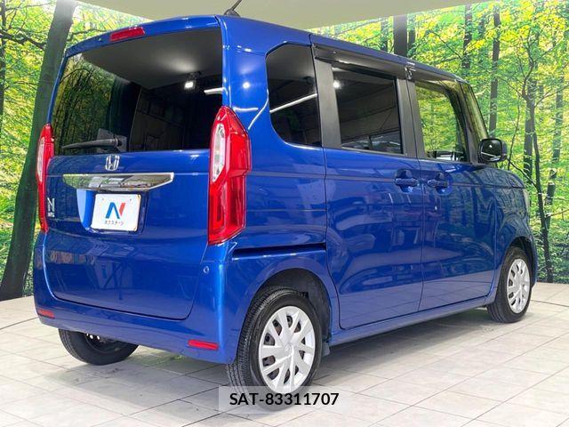 Honda N BOX 2017-12 7962854-16