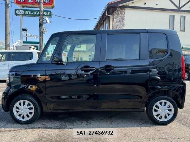 Honda N BOX 2026-02 7980216-9