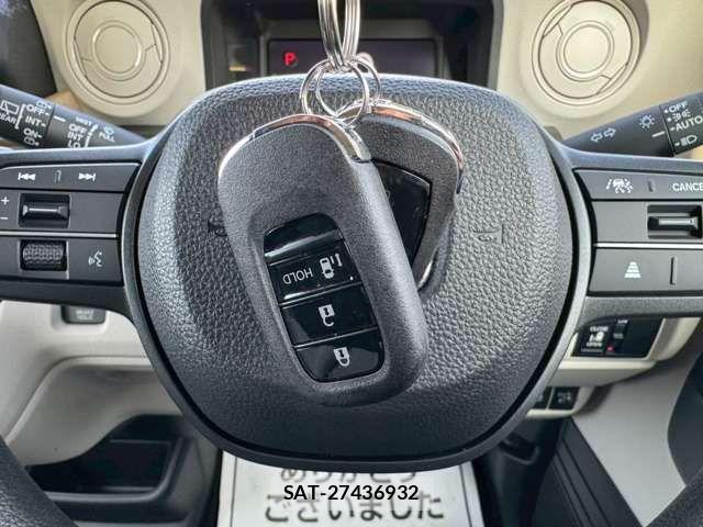 Honda N BOX 2026-02 7980216-18