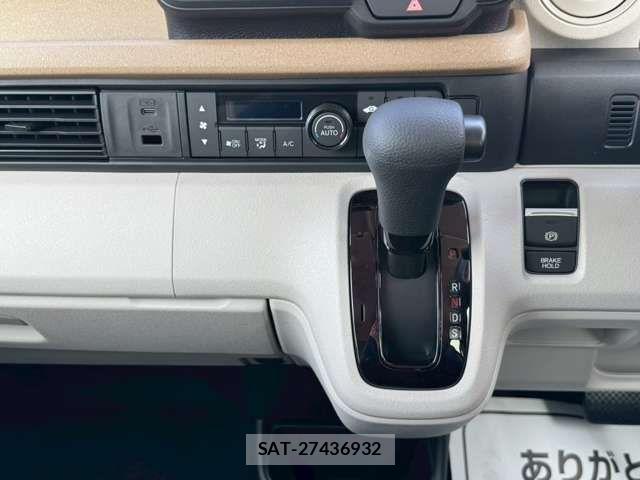 Honda N BOX 2026-02 7980216-19
