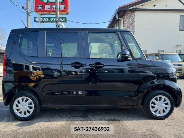 Honda N BOX 2026-02 7980216-5