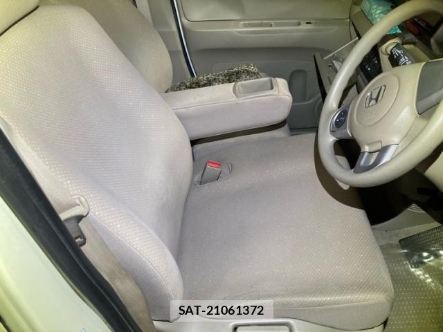 Honda N BOX 2013-02 7980220-8