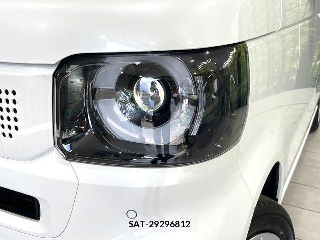 Honda N BOX 2026-01 7980217-12
